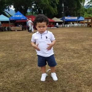 Meet your Posher, Efrain